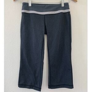 Lululemon Groove Crop Capri Pants Womens size 4 Charcoal Gray Blend‎
